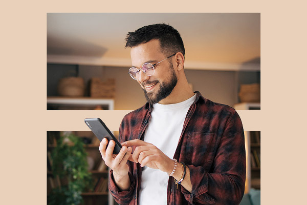 Trois jeunes étudiants échangent sur les services bancaires SG