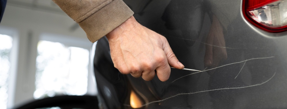 Que faire en cas de vandalisme de sa voiture ?